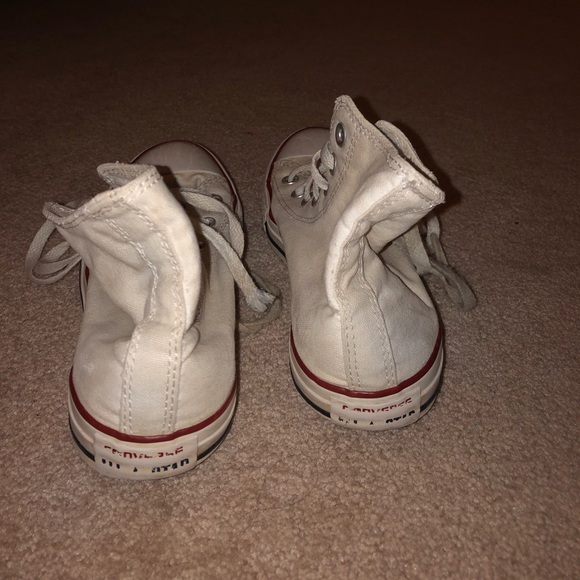 converse - Picture 2 of 4